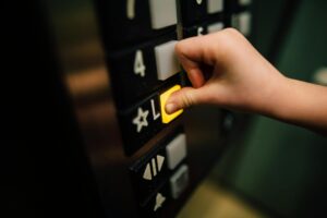 Senkrechtlift Treppenlift-Ratgeber von Lift Konzept